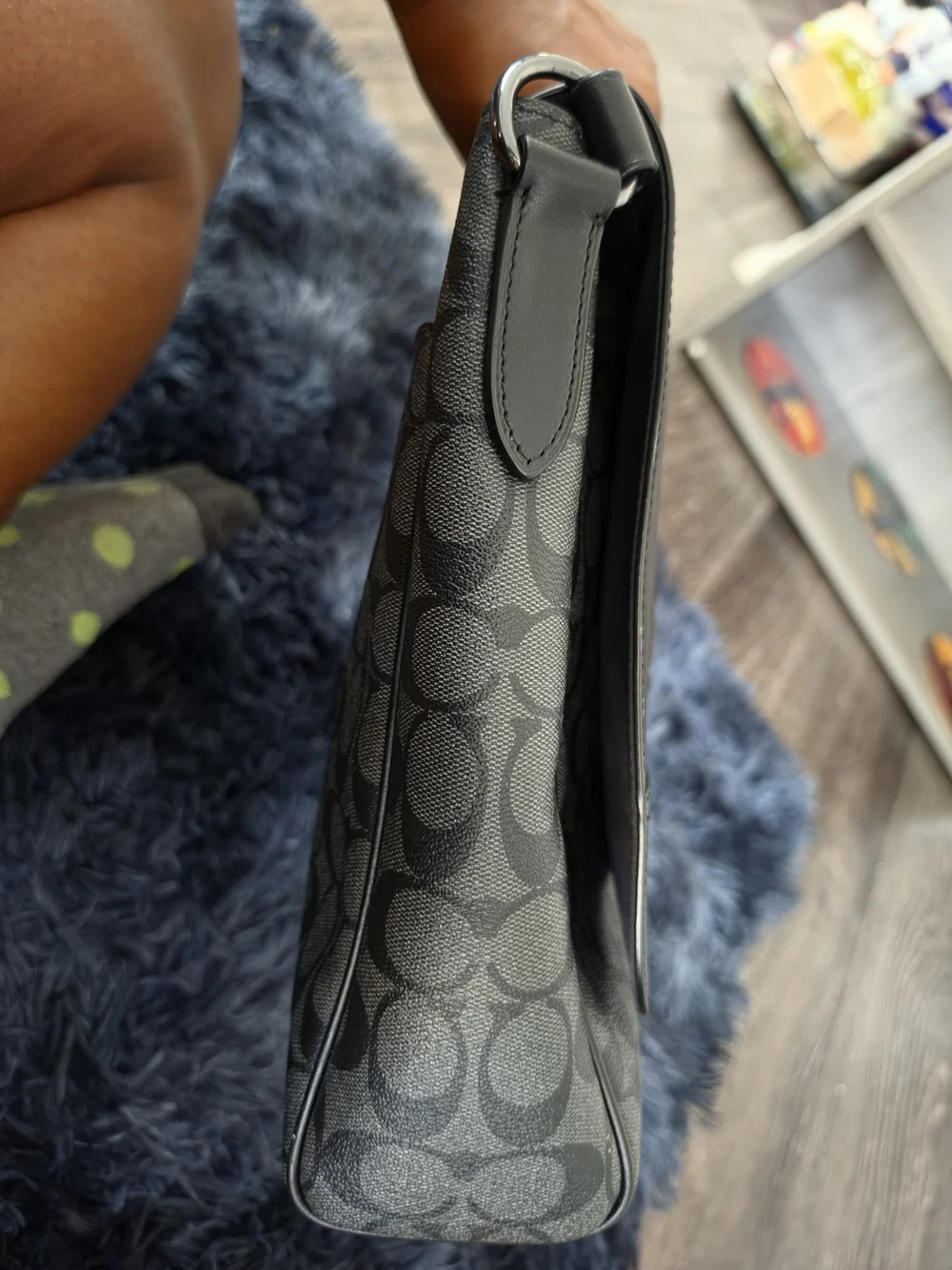 Coach sleek messenger